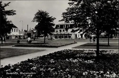 Ak Beverwijk Nordholland Niederlande, Stationsplein