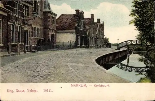Ak Makkum Friesland, Kerkbuurt, Ortspartie am Kanal