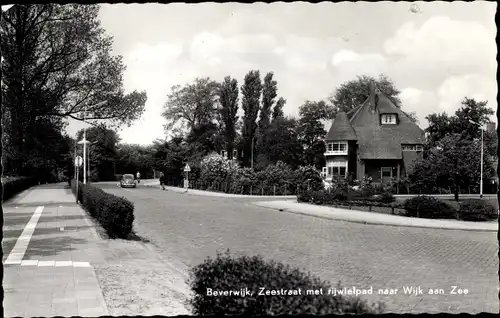 Ak Beverwijk Nordholland Niederlande, Zeestraat, rijwielpad naar Wijk aan Zee