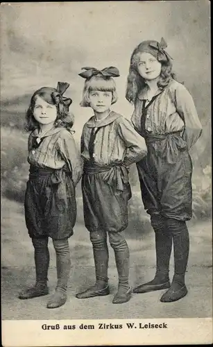 Ak Gruß aus dem Zirkus W. Leiseck, drei Kinder