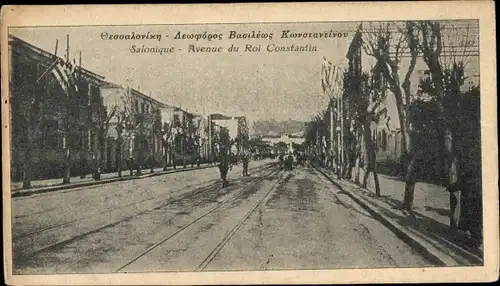 Ak Thessaloniki Griechenland, Straßenpartie im Ort, Avenue du Roi Constantin, Passanten