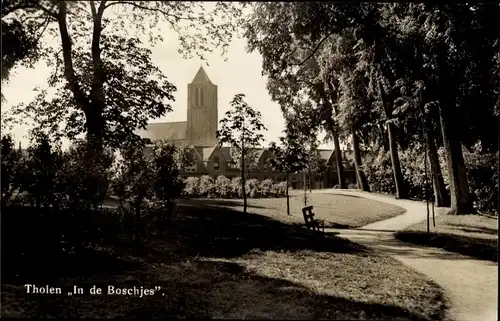 Ak Tholen Zeeland, "in de Boschjes", Kirche