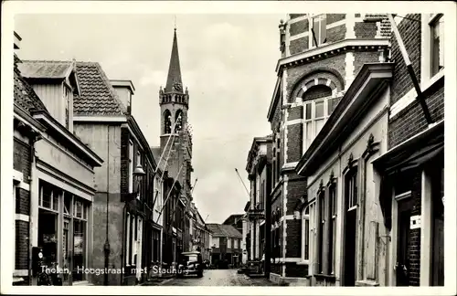 Ak Tholen Zeeland, Hoogstraat met Stadhuis