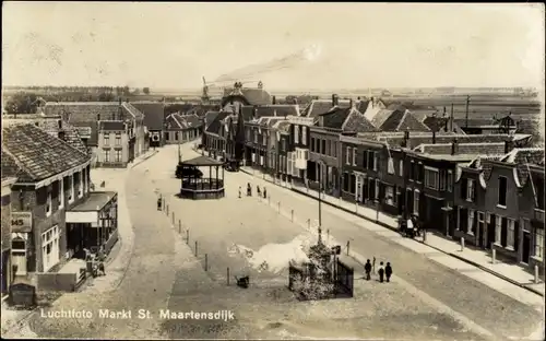 Ak Sint Maartensdijk Zeeland Niederlande, Luchtfoto Markt, Vogelschau