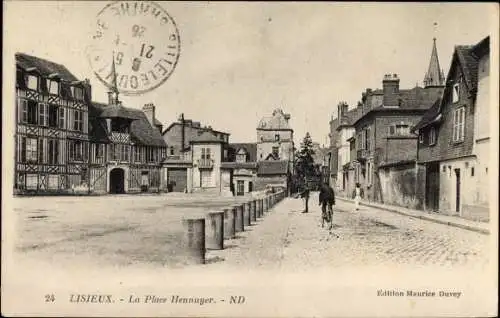 Ak Lisieux Calvados, Place Hennuyer