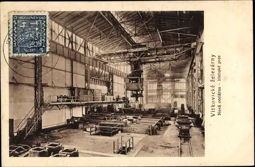 Ak Vítkovice Witkowitz Ostrava Ostrau Region Mährisch Schlesien, Eisenwerk, Fabrikhalle