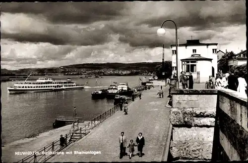 Ak Neuwied am Rhein, Deichkrone mit Rheinanlagen