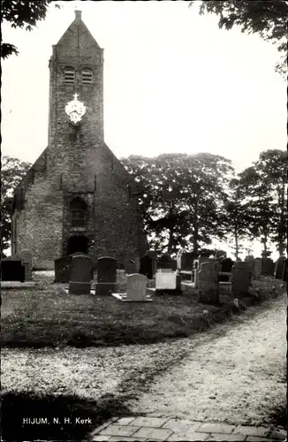 Ak Hijum Friesland, N. H. Kerk, Kirchhof, Grabmale