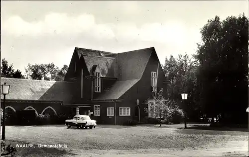 Ak Waalre Nordbrabant, Gemeentehuis, Automobil