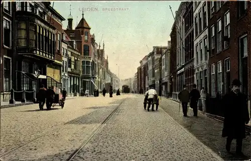 Ak Leiden Südholland Niederlande, Breestraat, Tramschienen