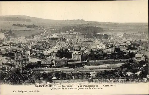 Ak Saint Mihiel Meuse, Garnison, Vue panoramique, Quartier de la Halle, Quartiers de Cavalerie