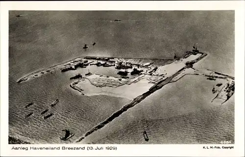 Ak Breezand Hollands Kroon Nordholland Niederlande, aanleg Haveneiland 1929, Luftaufnahme KLM