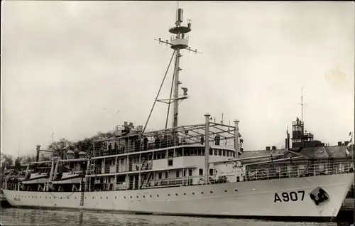 Ak Niederländisches Kriegsschiff, A 907, Hr. Ms. Snellius te Den Helder, Opnemingsvaartuig