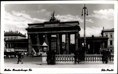 Ak Berlin Mitte, Brandenburger Tor