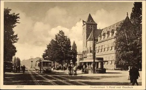 Ak Zeist Utrecht Niederlande, Donkerelaan 't Rond met Raadhuis, Tram