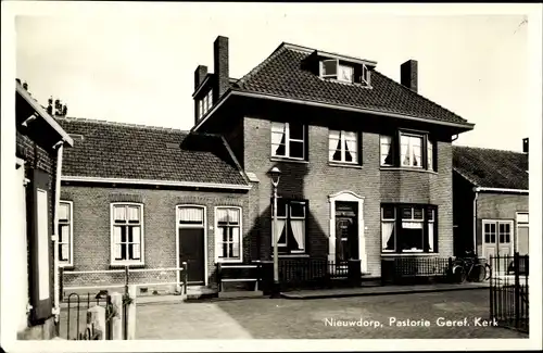 Ak Nieuwdorp Zeeland, Pastorie Geref. Kerk