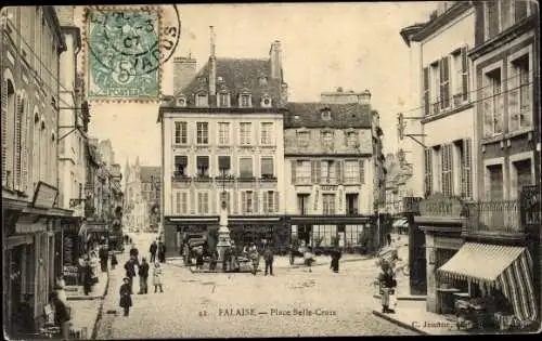 Ak Falaise Calvados, Place Belle Croix