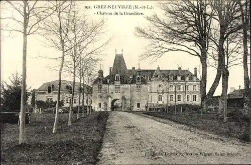 Ak Grez Neuville Maine et Loire, Chateau de la Grandiere