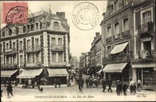 Ak Trouville sur Mer Calvados, La Rue des Bains