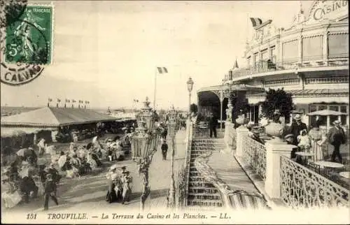 Ak Trouville Calvados, La Terrasse du Casino et les Planches