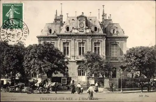 Ak Trouville sur Mer Calvados, L'Hotel de Ville