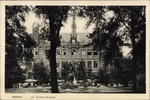 Ak Herford in Westfalen, Am Wittekind Brunnen