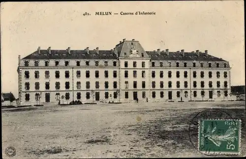 Ak Melun Seine et Marne, Caserne d'Infanterie