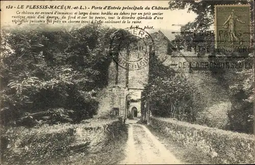 Ak Le Plessis-Macé Maine-et-Loire, Porte d'Entrée principale du Château