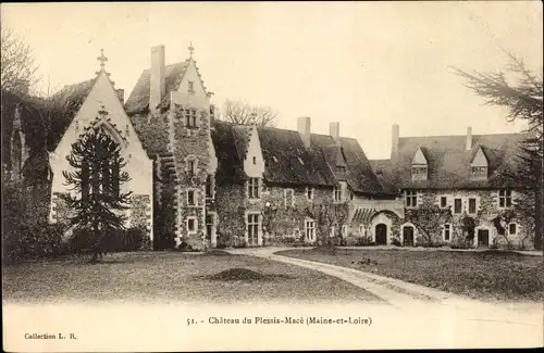 Ak Le Plessis-Macé Maine-et-Loire, Château