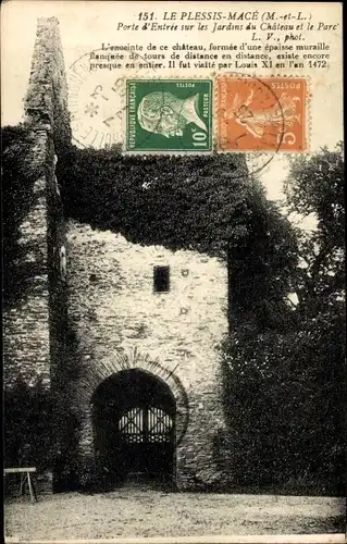 Ak Le Plessis-Macé Maine-et-Loire, Porte d'Entrée principale du Château