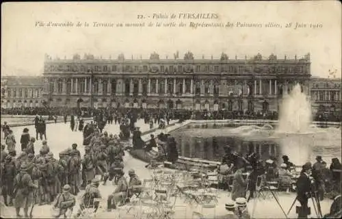 Ak Versailles Yvelines, Palais, Representants des Puissances alliées 1919