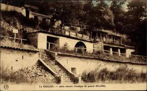 Ak La Harazée Vienne le Château Marne, Abris classes