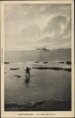 Ak Saint Raphaël Var, A la Peche des Oursins