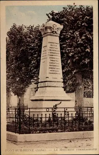 Ak Pont sur Seine Aube, Le Monument Commemoratif