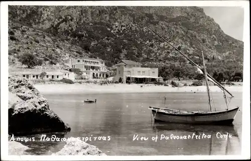 Foto Ak Paleokastritsa Korfu Griechenland, Wasserpartie, Boot, Häuser, Strand