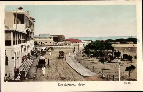 Ak Aden Jemen, The Crescent