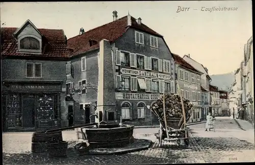 Ak Barr Elsass Bas Rhin, Taufliebstraße, Brunnen, Restauration, Handlung