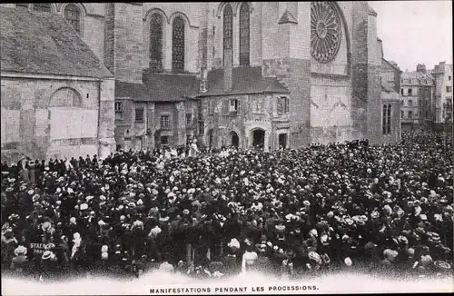 Ak Manifestations pendant les Processions