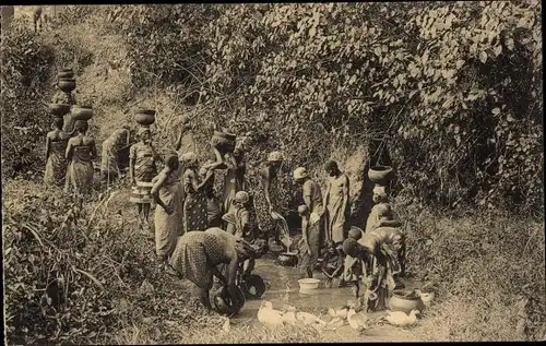 Ak Afrika, Mission des Premontres de Tongerloo, A la source d'eau