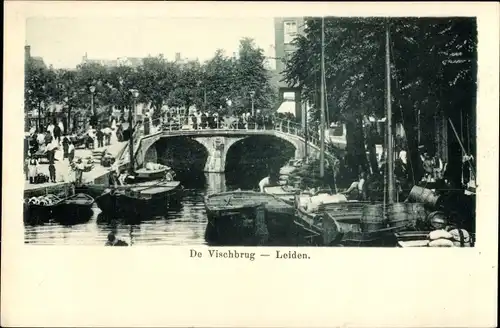 Ak Leiden Südholland Niederlande, De Vischbrug, Kanal, Boote