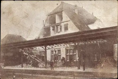 Ak Plochingen am Neckar, Unwetter am 1. Juni 1913, Bahnhof, Schäden