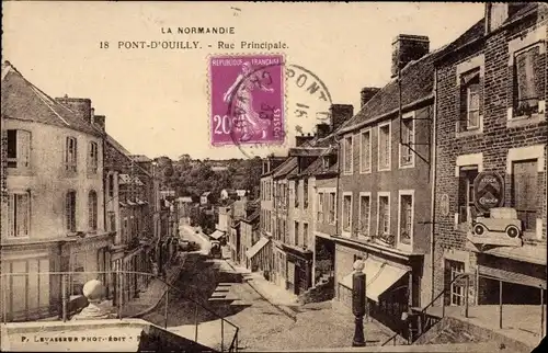 Ak Pont d'Ouilly Calvados, Rue Principale