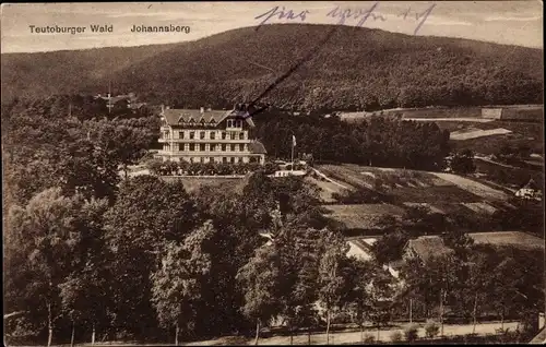 Ak Johannberg Berlebeck Detmold in Nordrhein Westfalen, Ortschaft mit Landschaftsblick