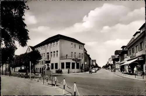 Ak Bad Lippspringe im Kreis Paderborn, Hotel Westfalenhof, Straßenpartie