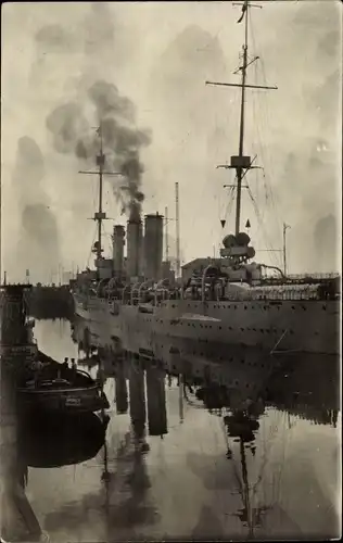 Ak Deutsches Kriegsschiff Berlin, Reichsmarine, Kleiner Kreuzer, Bremen Klasse