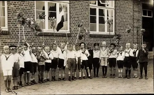 Foto Ak Garstedt Norderstedt in Schleswig Holstein, Schulklasse, Kinder