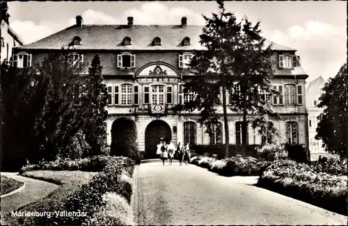 Ak Vallendar am Rhein, Marienburg