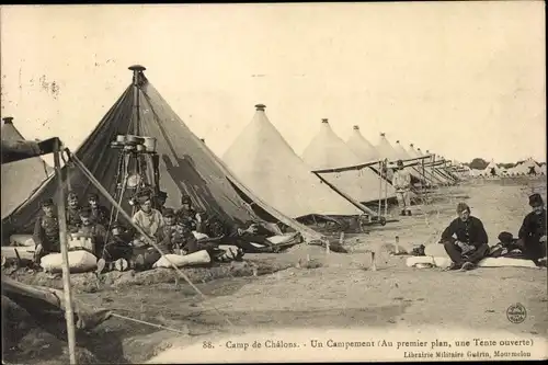 Ak Camp de Chalons Camp de Mourmelon Marne, Un Campement