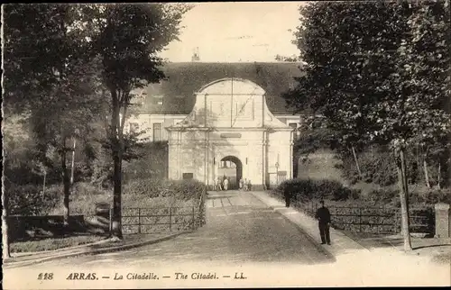 Ak Arras Pas de Calais, La Citadelle