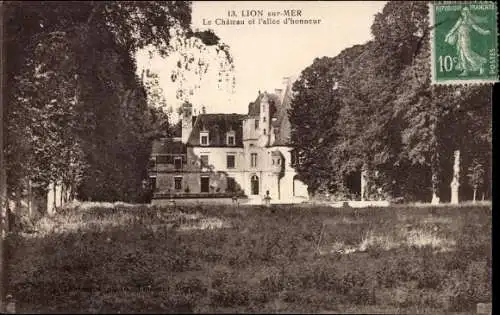 Ak Lion sur Mer Calvados, Le Chateau, L'Allee d'honneur